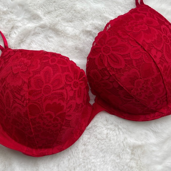 Victoria’s Secret Bra ❤️ The “Sexy Tee Lacie Push-Up Bra” in Color “Lipstick” - Picture 2 of 16